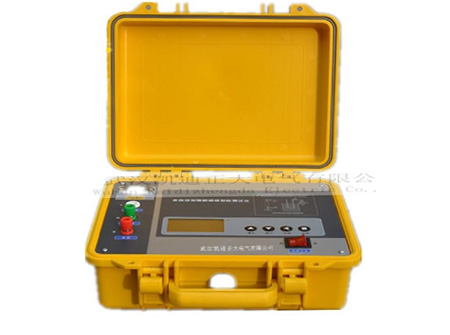 KD5001 水內(nèi)冷發(fā)電機(jī)絕緣電阻測試儀特點